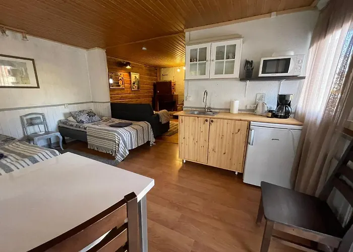 木屋 Miekkalan Saunatupa